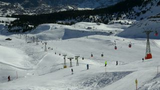 Link to Video | tourist destination, Alps, winter, Swiss Alps, Bernese Alps, Switzerland, mountain range, Bernese Oberland, tourism destination