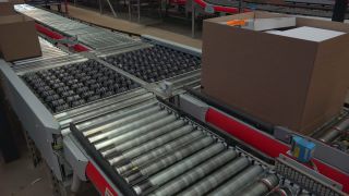 Link to Video | parcel post, parcel, Verpackung