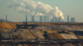 Link to Video | North Rhine-Westphalia, Germany, quarry, environmental effects, Garzweiler surface mine, Rhenish lignite mining area, bucket-wheel excavator, mining, pollution, surface mining, industrial sector, environmental protection