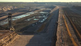 Link to Video | North Rhine-Westphalia, Germany, quarry, environmental effects, Garzweiler surface mine, Rhenish lignite mining area, bucket-wheel excavator, mining, pollution, surface mining, industrial sector, environmental protection