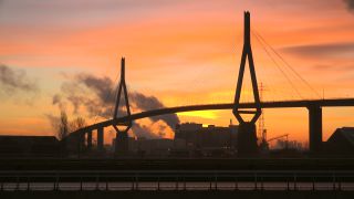 Link to Video | Hamburg, dawn, bridge, city-state, big city, million city, Verkehr, logistics, Germany, port settlement, Köhlbrand Bridge, Silhouette, red sky at morning, Köhlbrand, transport, morning, human-made geographic feature, architectural structure