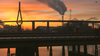 Link to Video | Hamburg, dawn, bridge, city-state, big city, million city, Verkehr, logistics, Germany, port settlement, Köhlbrand Bridge, Silhouette, red sky at morning, Köhlbrand, transport, morning, human-made geographic feature, architectural structure
