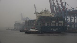 Link to Video | Hamburg, city-state, big city, maritime transport, Elbe, container ship, logistics, port settlement, industry, water transport, mode of transport, sea shipping, port, container terminal, portainer, crate, lake transport, Hanseatic city, transport