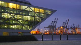 Link to Video | Hamburg, big city, million city, Elbe, Germany, metropolis, port settlement, Port of Hamburg, river, Hanseatic city
