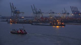 Link to Video | Hamburg, big city, million city, Elbe, Germany, metropolis, port settlement, Port of Hamburg, river, Hanseatic city