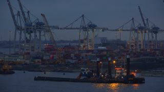 Link to Video | Hamburg, big city, million city, Elbe, Germany, metropolis, port settlement, Port of Hamburg, river, Hanseatic city