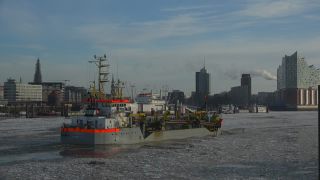 Link to Video | Hamburg, winter, maritime transport, million city, Elbe, Germany, metropolis, port settlement, ice, ice floe, river, port, Hanseatic city