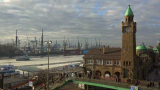 Link to Video | Hamburg, big city, million city, Elbe, river, port