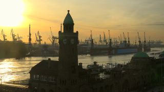 Link to Video | Hamburg, big city, million city, Elbe, river, port