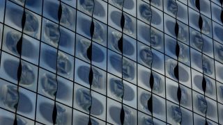 Link to Video | concert hall, Hamburg, concert hall, tourist destination, architecture, big city, million city, Germany, tourist attraction, Elbphilharmonie, Hanseatic city, architectural structure