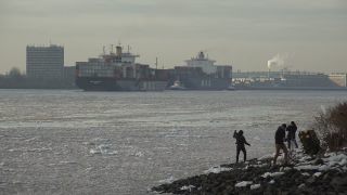 Link to Video | Hamburg, city-state, big city, million city, Elbe, Germany, port settlement, Hanseatic city