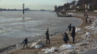 Link to Video | Hamburg, city-state, big city, million city, Elbe, Germany, port settlement, Hanseatic city