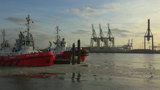 Link to Video | Hamburg, city-state, big city, million city, Elbe, Germany, port settlement, Hanseatic city