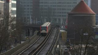 Link to Video | Hamburg, federated state of Germany, city-state, big city, million city, Germany, port settlement, city, Hanseatic city