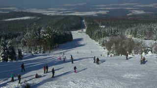 Link to Video | Rhineland-Palatinate, leisure, Germany, winter sport, winter sports practitioner, Hunsrück, Erbeskopf, skier, Mittelgebirge, snow