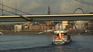Link to Video | North Rhine-Westphalia, big city, Düsseldorf, Germany, Rhine