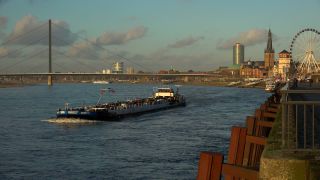 Link to Video | North Rhine-Westphalia, big city, Düsseldorf, Germany, Rhine