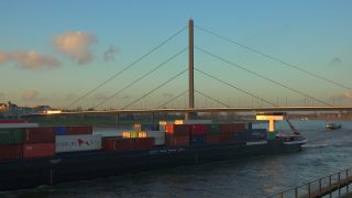 Link to Video | North Rhine-Westphalia, big city, Düsseldorf, Germany, Rhine