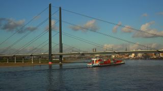 Link to Video | North Rhine-Westphalia, big city, Düsseldorf, Germany, Rhine