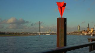 Link to Video | North Rhine-Westphalia, big city, Düsseldorf, Germany, Rhine