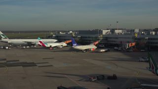 Link to Video | North Rhine-Westphalia, airport, Düsseldorf, Germany, airplane, mode of transport, Düsseldorf Airport, travel, aerodrome, international airport, transport, mobility