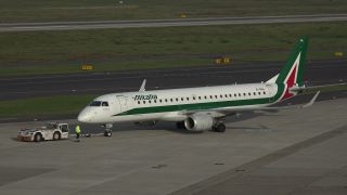 Link to Video | North Rhine-Westphalia, airport, Düsseldorf, Germany, airplane, mode of transport, Düsseldorf Airport, travel, aerodrome, international airport, transport, mobility