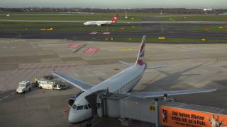 Link to Video | North Rhine-Westphalia, airport, Düsseldorf, Germany, airplane, mode of transport, Düsseldorf Airport, travel, aerodrome, international airport, transport, mobility