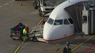 Link to Video | North Rhine-Westphalia, airport, Düsseldorf, Germany, airplane, mode of transport, Düsseldorf Airport, travel, aerodrome, international airport, transport, mobility