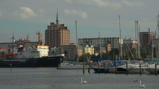Link to Video | college town, Mecklenburg-Western Pomerania, big city, Rostock (district), Germany, Western Europe, Central Europe, Rostock, urban municipality of Germany, Baltic Sea, Hanseatic city