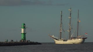 Link to Video | Mecklenburg-Western Pomerania, tourist destination, Germany, Rostock, Warnemünde, port, Baltic Sea, tourism destination