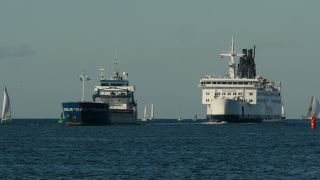 Link to Video | Mecklenburg-Western Pomerania, tourist destination, maritime transport, Germany, Rostock, Warnemünde, boat, river, port, tourism, Baltic Sea