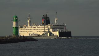 Link to Video | Mecklenburg-Western Pomerania, tourist destination, Germany, Rostock, Warnemünde, port, Baltic Sea, tourism destination