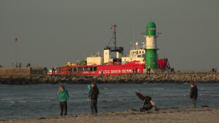 Link to Video | Mecklenburg-Western Pomerania, tourist destination, Germany, Rostock, Warnemünde, port, Baltic Sea, tourism destination