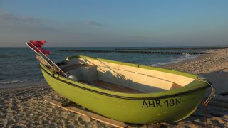 Link to Video | Mecklenburg-Western Pomerania, tourist destination, sea, Germany, beach, Ahrenshoop, Baltic Sea, coast