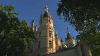 Link to Video | Mecklenburg-Western Pomerania, Schwerin, Germany, city