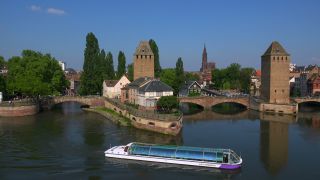 Link to Video | Alsace, France, big city, Grand Est, arrondissement of Strasbourg, Strasbourg, Ill