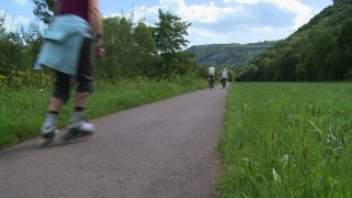Link to Video | roller skate, landscape, leisure, sport, woman, Aktivität, trail, Rollerskates, nature, joy