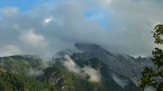 Link to Video | Upper Bavaria, weather, Garmisch-Partenkirchen, Germany, time-lapse photography, summit, Grainau, Werdenfelser Land, Wetterstein, landform, mountain range, cloud, mountain, Bavaria