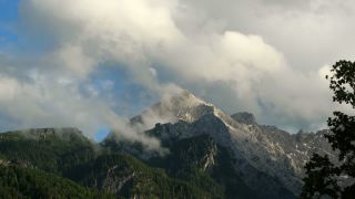 Link to Video | Upper Bavaria, weather, Garmisch-Partenkirchen, Germany, time-lapse photography, summit, Grainau, Werdenfelser Land, Wetterstein, landform, mountain range, cloud, mountain, Bavaria
