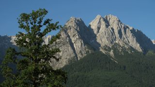 Link to Video | Upper Bavaria, weather, Garmisch-Partenkirchen, Germany, time-lapse photography, summit, Grainau, Werdenfelser Land, Wetterstein, landform, mountain range, cloud, mountain, Bavaria