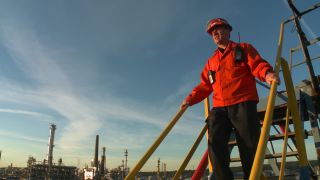 Link to Video | Hamburg, oil refinery, oil company, Germany, refinery, petrochemistry, oil production plant, industrial sector, factory, petroleum industry