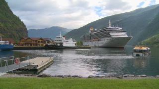 Link to Video | landscape, tourist destination, Norway, Scandinavia, region of interest, Northern Europe, Europe, tourist attraction, tourism destination, nature, geographic region, point of interest