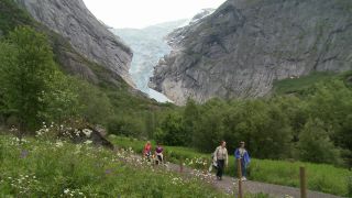 Link to Video | geography, tourist destination, Scandinavian Mountains, Norway, Scandinavia, Northern Europe, Europe, Nordic countries, tourist attraction, travel, point of interest