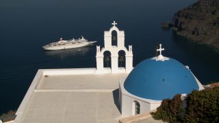Link to Video | landscape, tourist destination, Santorini, sea, Cyclades, island, Greek Islands, landform, Southern Europe, Aegean Sea, Greece, Europe, Mediterranean Sea, Mediterranean country, tourist attraction, point of interest