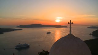 Link to Video | landscape, tourist destination, Santorini, sea, Cyclades, island, Greek Islands, landform, Southern Europe, Aegean Sea, Greece, Europe, Mediterranean Sea, Mediterranean country, tourist attraction, point of interest