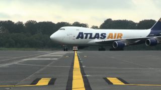Link to Video | technology, airport, airport infrastructure, transport aircraft, Boeing 747-400F, air transport, logistics, logistics center, airplane, cargo aircraft, Luxembourg, air cargo, freight transport, vehicle, traffic, international airport, transport, industrial sector, Luxembourg Airport, Boeing 747-400, mobility