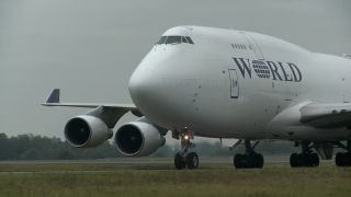 Link to Video | technology, airport, airport infrastructure, transport aircraft, Boeing 747-400F, air transport, logistics, logistics center, airplane, cargo aircraft, Luxembourg, air cargo, freight transport, vehicle, traffic, international airport, transport, industrial sector, Luxembourg Airport, Boeing 747-400, mobility