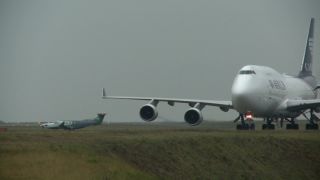 Link to Video | technology, airport, airport infrastructure, transport aircraft, Boeing 747-400F, air transport, logistics, logistics center, airplane, cargo aircraft, Luxembourg, air cargo, freight transport, vehicle, traffic, international airport, transport, industrial sector, Luxembourg Airport, Boeing 747-400, mobility