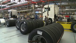 Link to Video | industrial building, Germany, automotive industry, industry, MAN SE, vehicle, truck, traffic, assembly line, truck industry, enterprise, Dachau, production, motor vehicle, industrial sector, factory