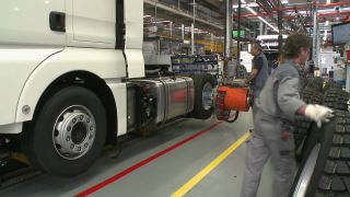Link to Video | industrial building, Germany, automotive industry, industry, MAN SE, vehicle, truck, traffic, assembly line, truck industry, enterprise, Dachau, production, motor vehicle, industrial sector, factory